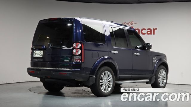 Land Rover Discovery 2016 — photo 2