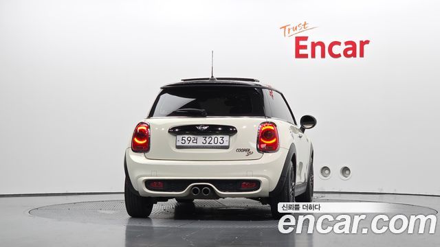 Mini Cooper 2017 — photo 4
