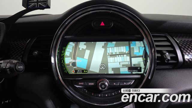 Mini Cooper 2017 — photo 19