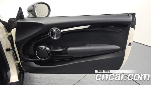 Mini Cooper 2017 — photo 15