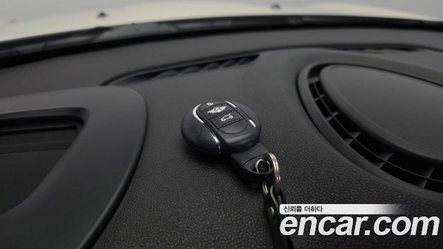 Mini Cooper 2017 — photo 29