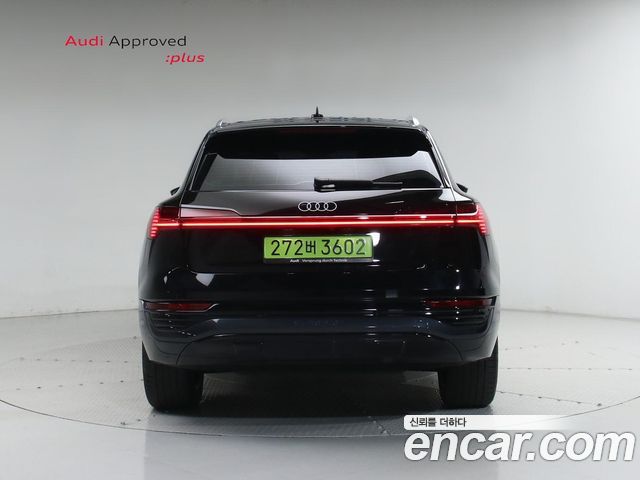 Audi Q8 e-tron 2024 — photo 4