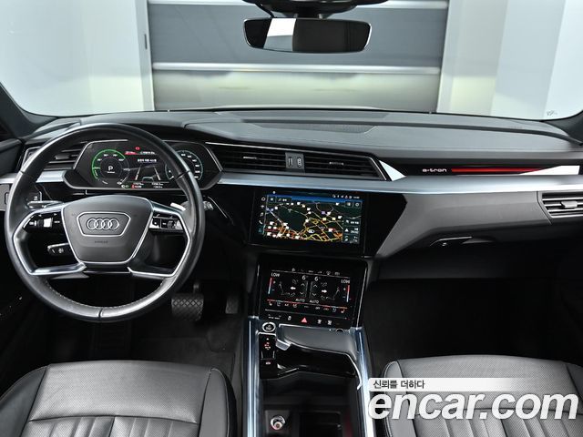 Audi Q8 e-tron 2024 — photo 7