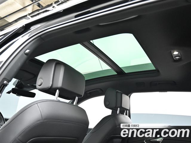 Audi Q8 e-tron 2024 — photo 19