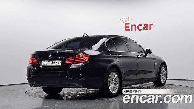 BMW 5-Series 2014 — photo 2