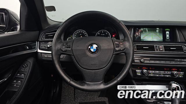 BMW 5-Series 2014 — photo 12