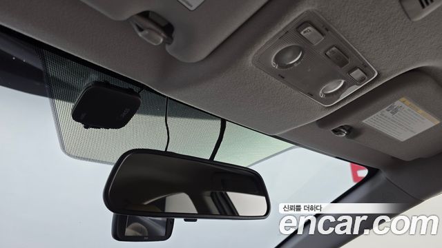 Toyota Prius 2019 — photo 23