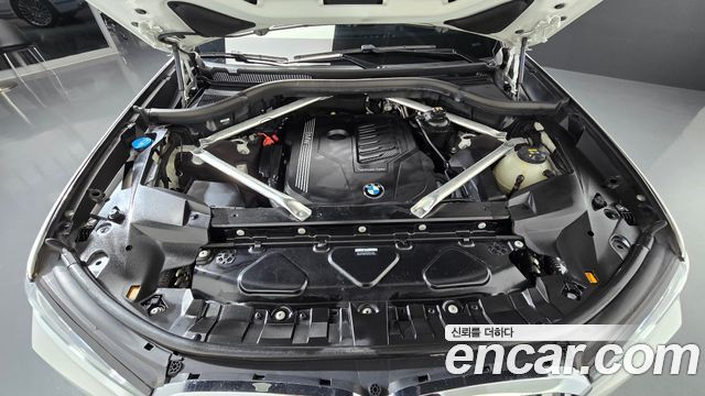 BMW X7 2022 — photo 6