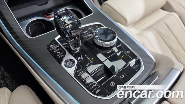 BMW X7 2022 — photo 12