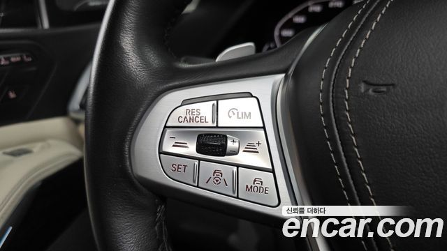 BMW X7 2022 — photo 24