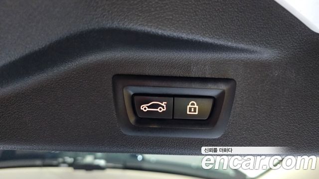BMW X7 2022 — photo 25