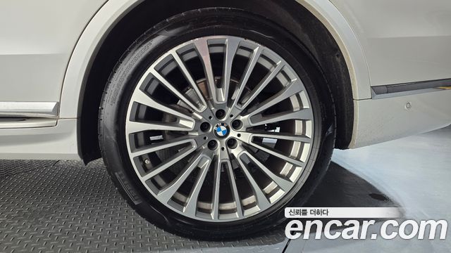BMW X7 2022 — photo 7