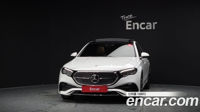 Mercedes-Benz E-Class 2026 — photo 3
