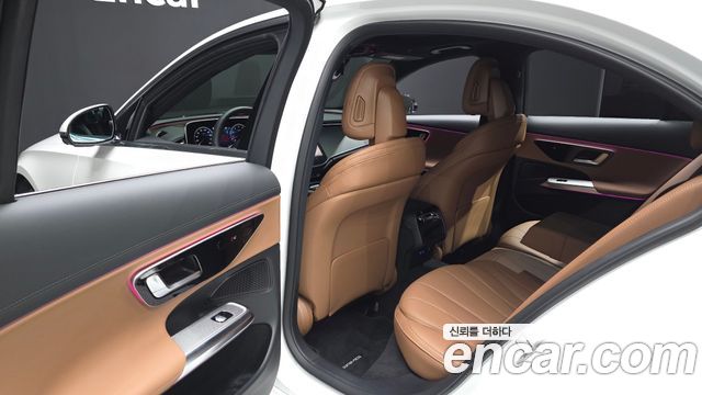 Mercedes-Benz E-Class 2026 — photo 16