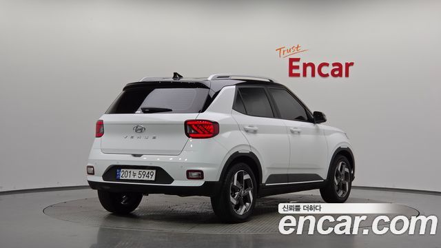 Hyundai Venue 2024 — photo 2