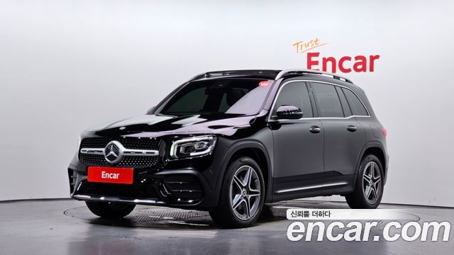 Mercedes-Benz GLB-Class 2020 — photo 1
