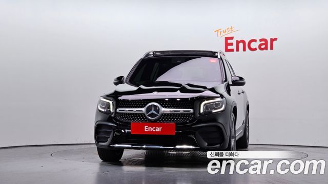 Mercedes-Benz GLB-Class 2020 — photo 3