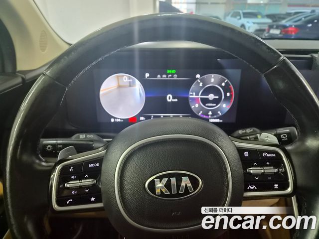 Kia Canival 2021 — photo 11