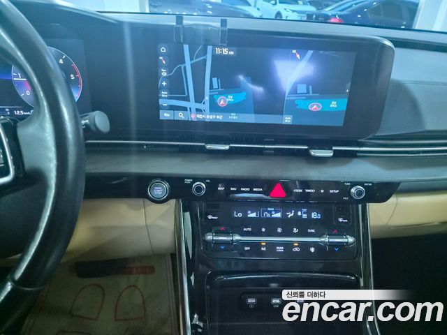 Kia Canival 2021 — photo 12