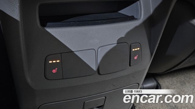 Kia Canival 2016 — photo 25