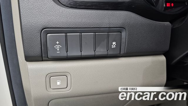 Kia Canival 2016 — photo 28