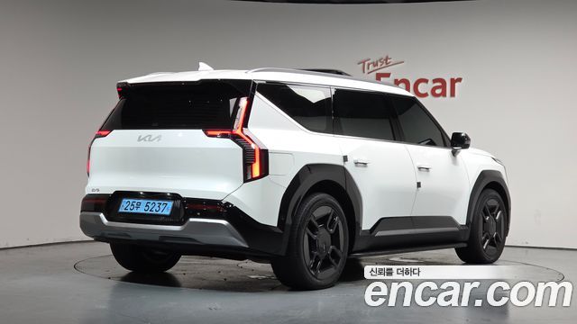Kia EV9 2024 — photo 2