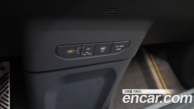 Kia EV9 2024 — photo 23