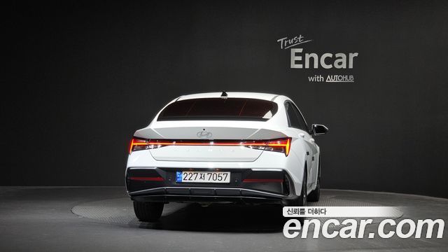 Hyundai AVANTE 2024 — photo 4