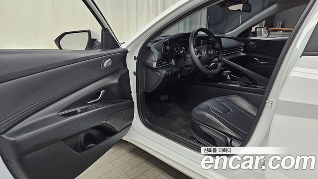 Hyundai AVANTE 2024 — photo 13