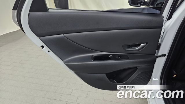 Hyundai AVANTE 2024 — photo 15