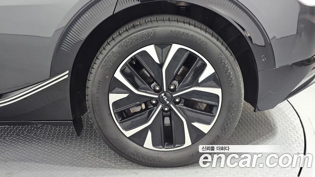 Kia EV6 2022 — photo 7