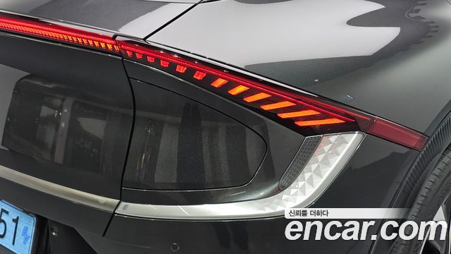 Kia EV6 2022 — photo 9