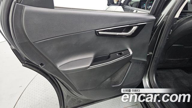 Kia EV6 2022 — photo 15