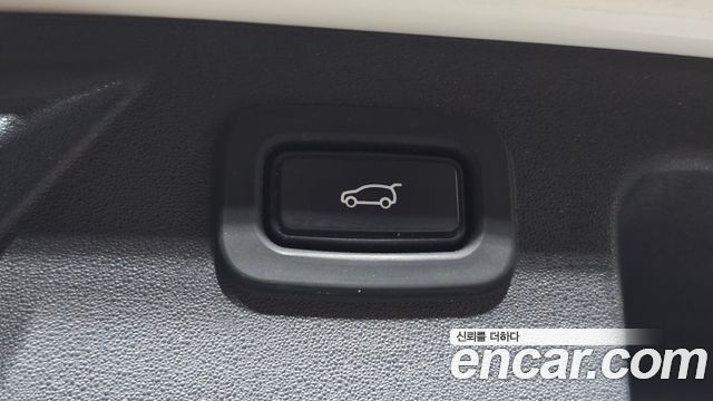 Land Rover Discovery Sport 2020 — photo 26