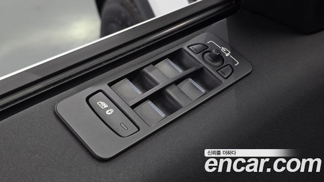 Land Rover Discovery Sport 2020 — photo 27