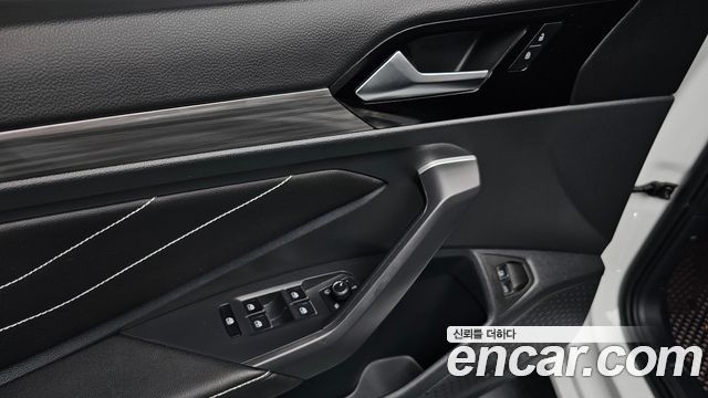 Volkswagen Jetta 2024 — photo 24