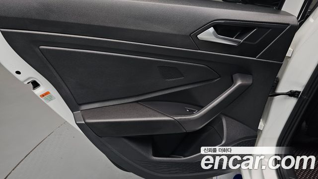 Volkswagen Jetta 2024 — photo 15