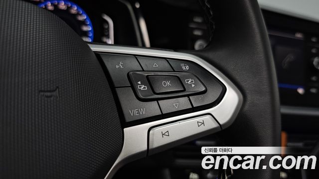Volkswagen Jetta 2024 — photo 32