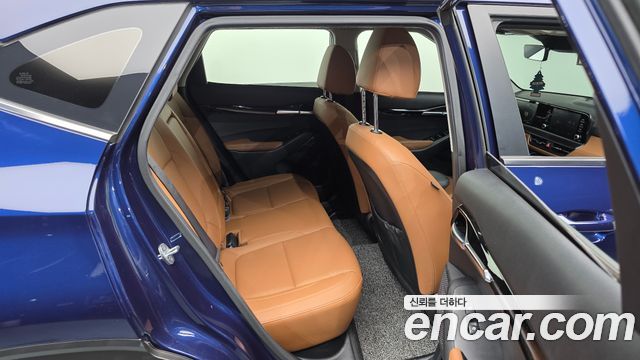 Kia Seltos 2023 — photo 18
