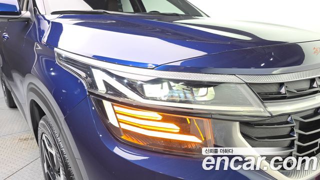 Kia Seltos 2023 — photo 8