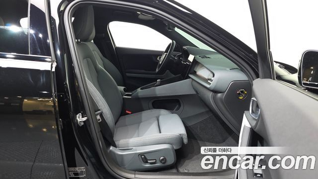 Polestar Polestar 2 2022 — photo 18