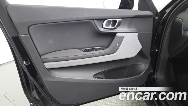 Polestar Polestar 2 2022 — photo 14