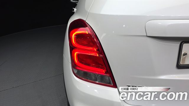 Chevrolet Korea Trax 2018 — photo 9