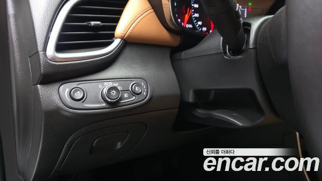 Chevrolet Korea Trax 2018 — photo 28