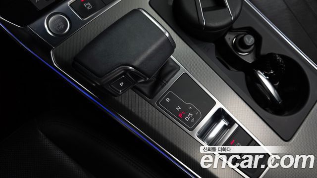 Audi A6 2020 — photo 12