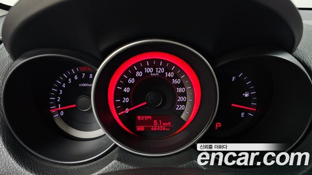 Kia Porte 2011 — photo 8