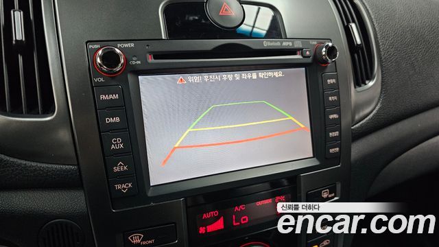 Kia Porte 2011 — photo 17