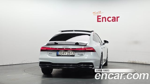 Audi A7 2021 — photo 4