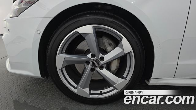 Audi A7 2021 — photo 5