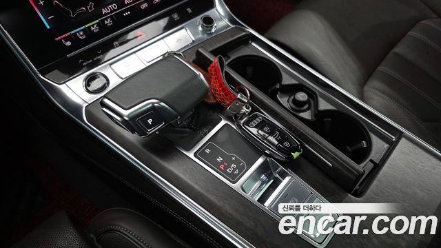 Audi A7 2021 — photo 12